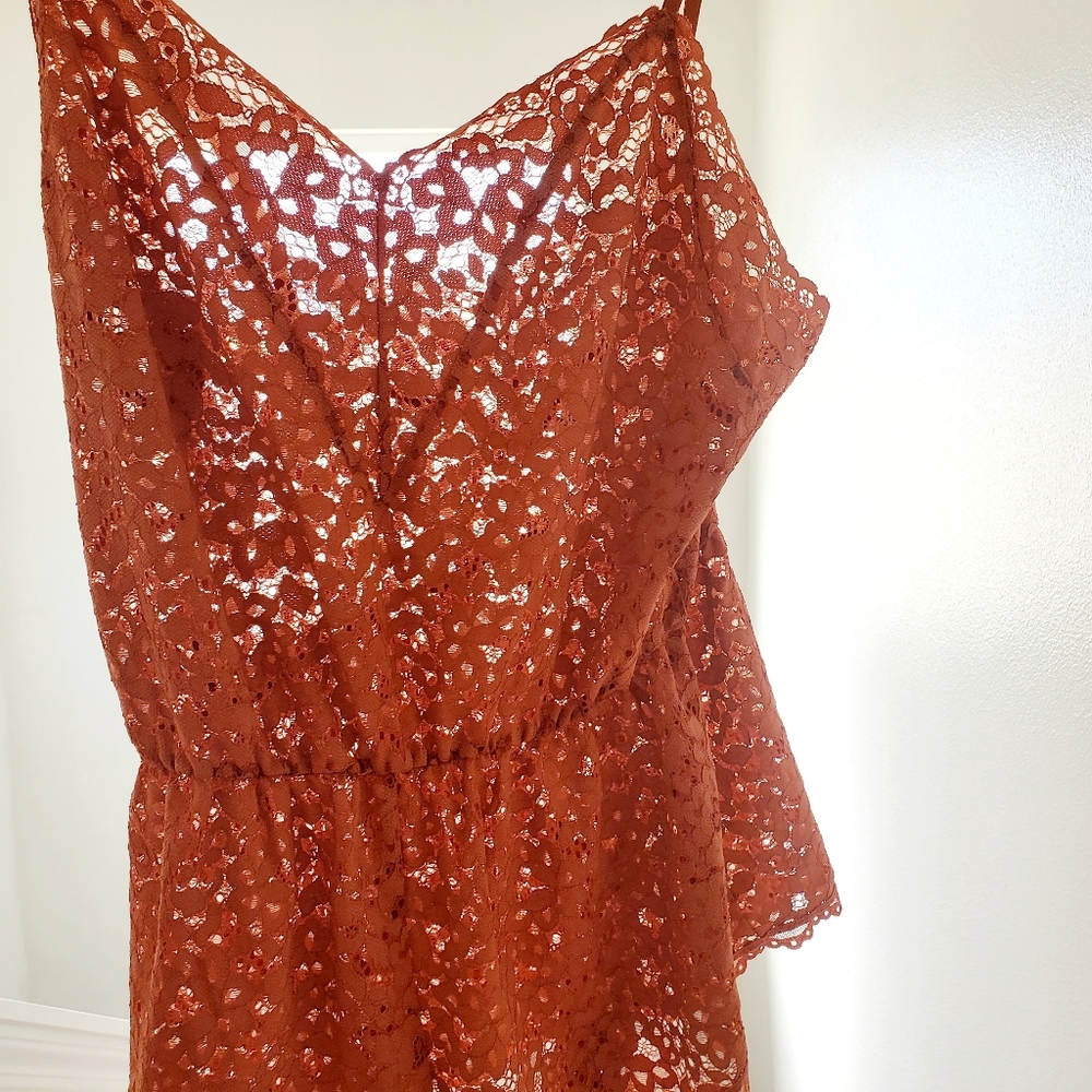 VS lace romper - Picture 6 of 7